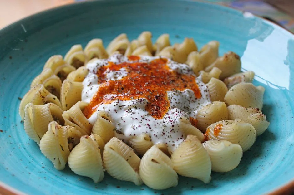 manti-makarna-tarifi.webp