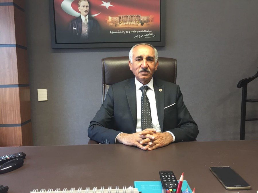 AK Parti'li vekil Yakup Taş, depremde enkaz altında kaldı