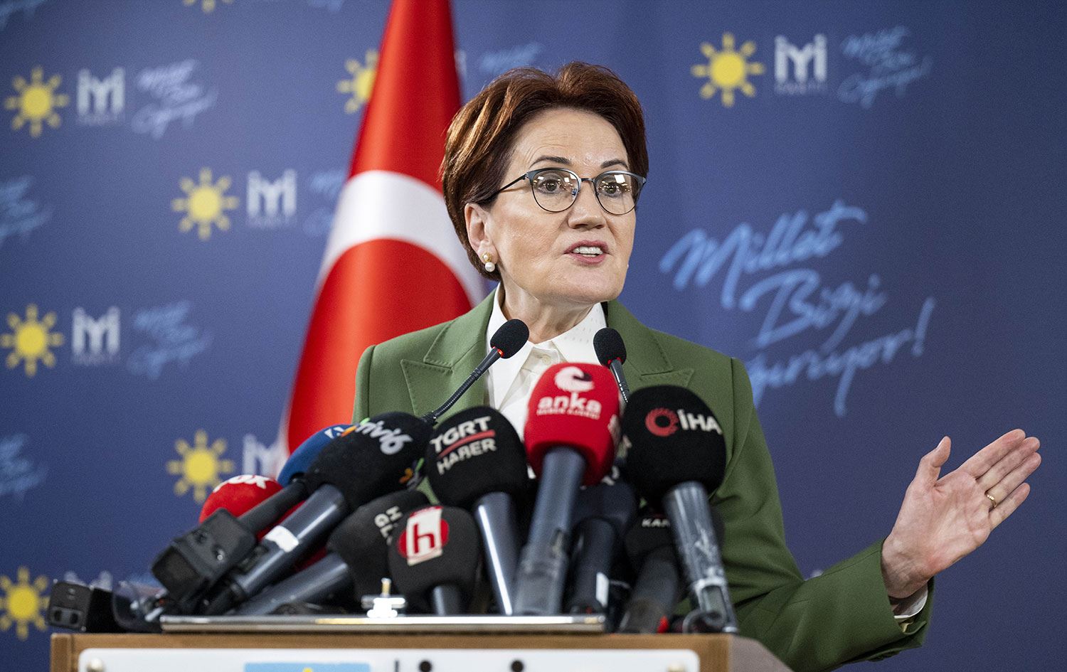 Akşener toplantıyı anlattı: Kılıçdaroğlu hiddetlenip ayağa kalktı