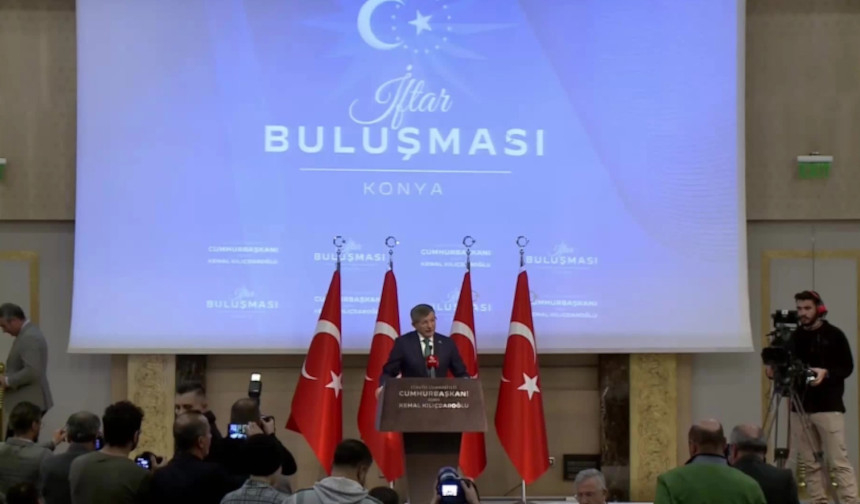 Ahmet Davutoğlu'ndan başörtüsü açıklaması: Söz veriyoruz diyerek paylaştı