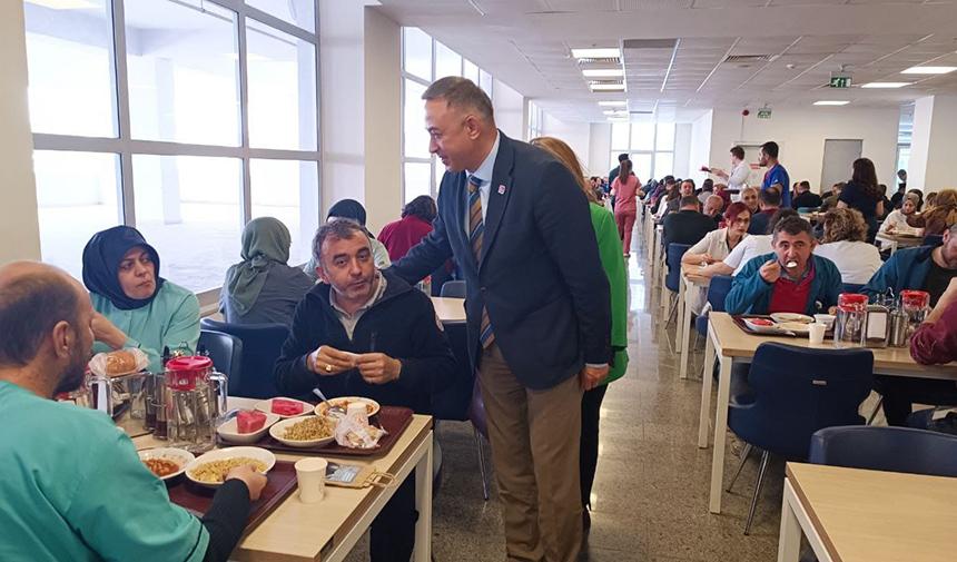 CHP adayı, Hemşireler Günü'nde sağlıkçılara söz verdi!