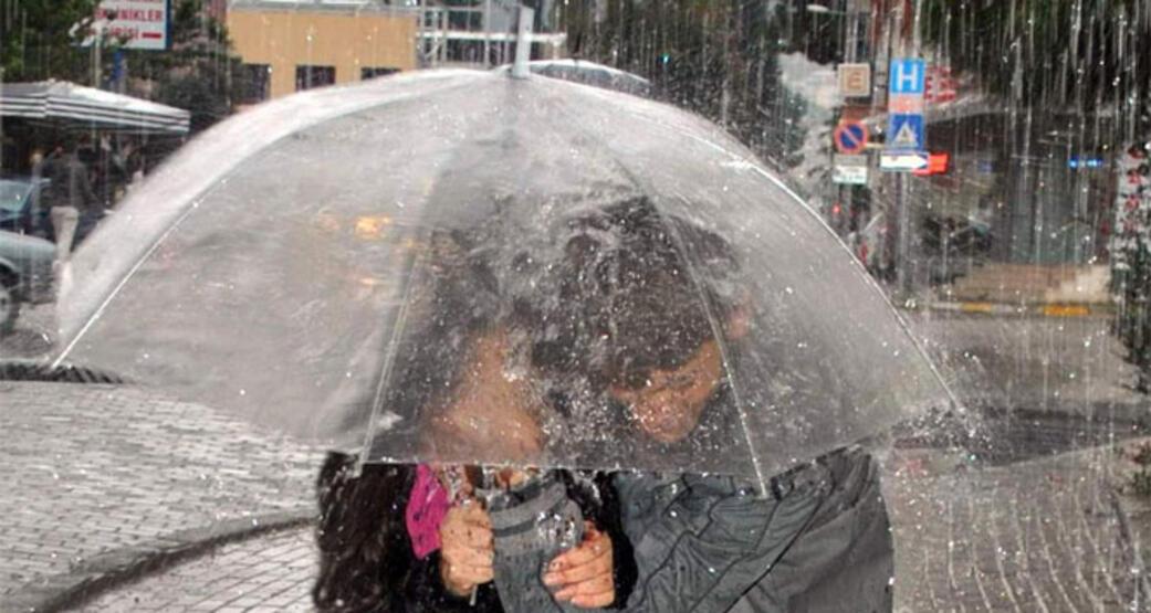 Meteoroloji tek tek saydı! 30 il için kuvvetli sağanak uyarısı