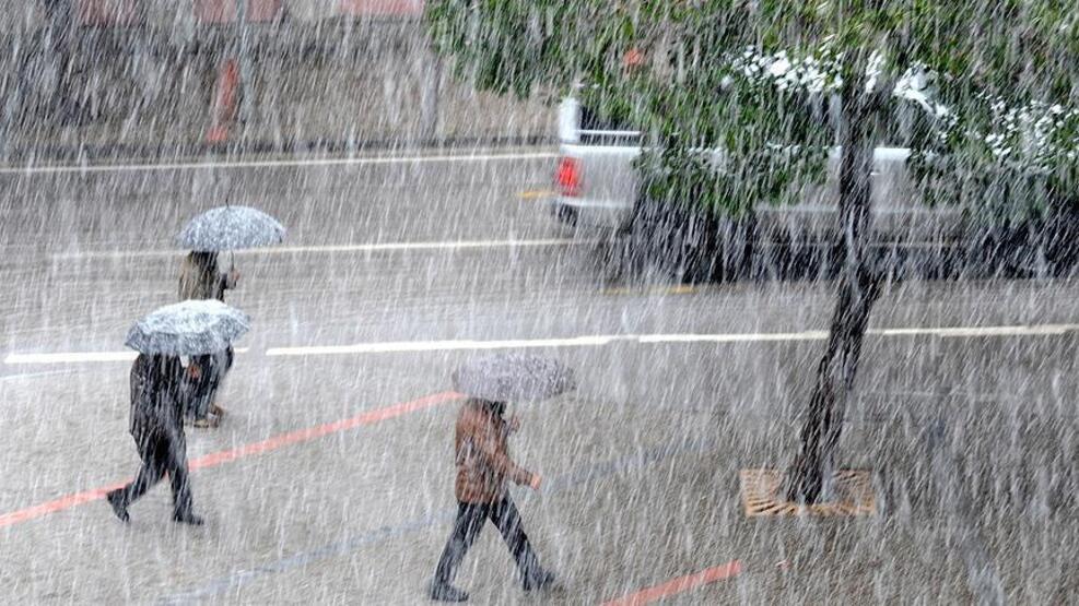 Meteoroloji tek tek saydı! 30 il için kuvvetli sağanak uyarısı