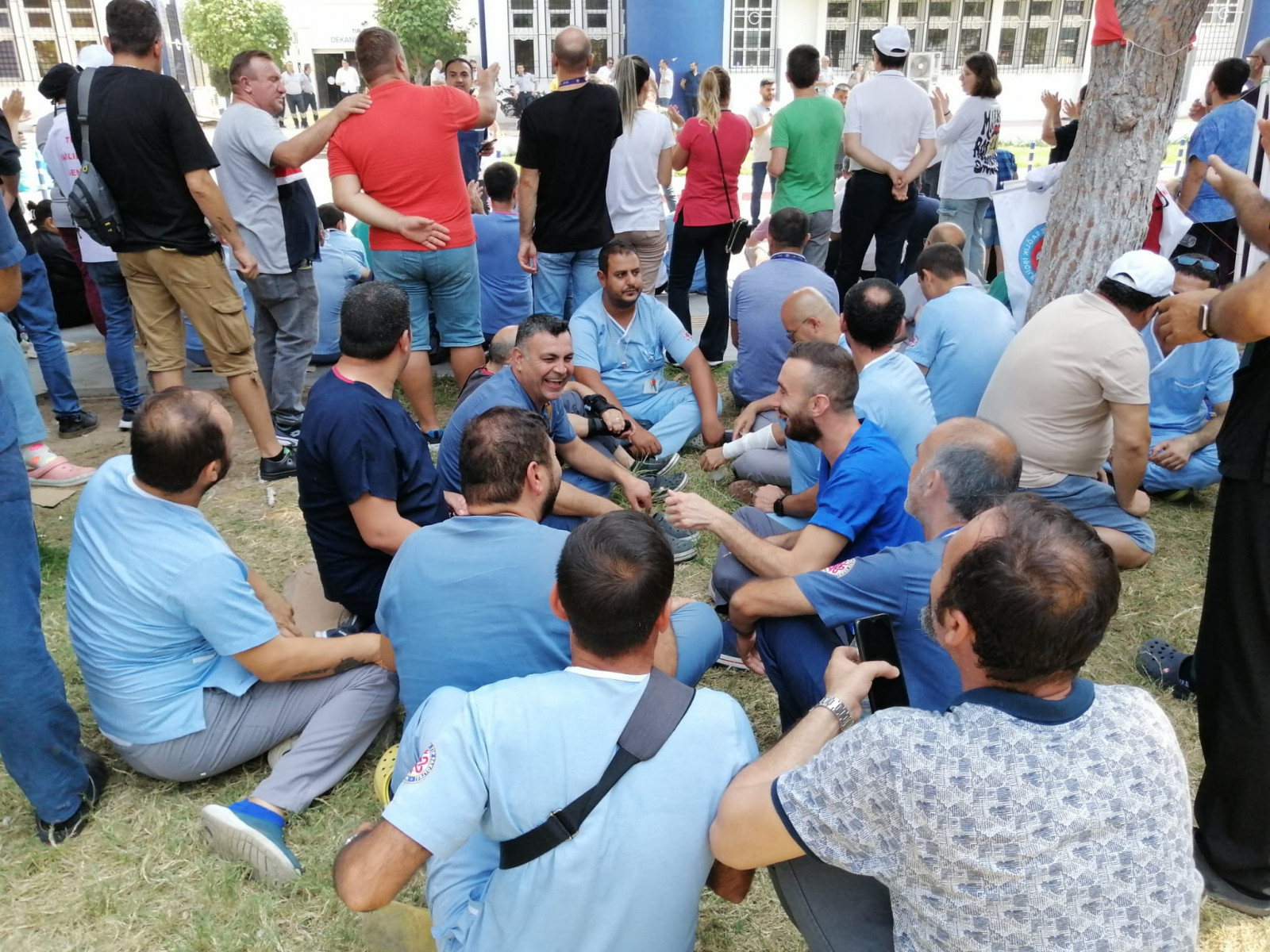 'İşler aksamadan yönetim bizi anlamayacak'